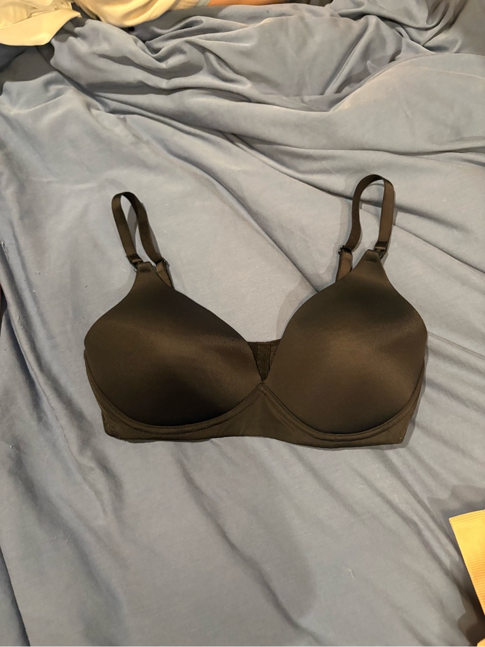 Motherhood maternity Smooth Black Wireless nursing Bra - Picture 2 of 4
